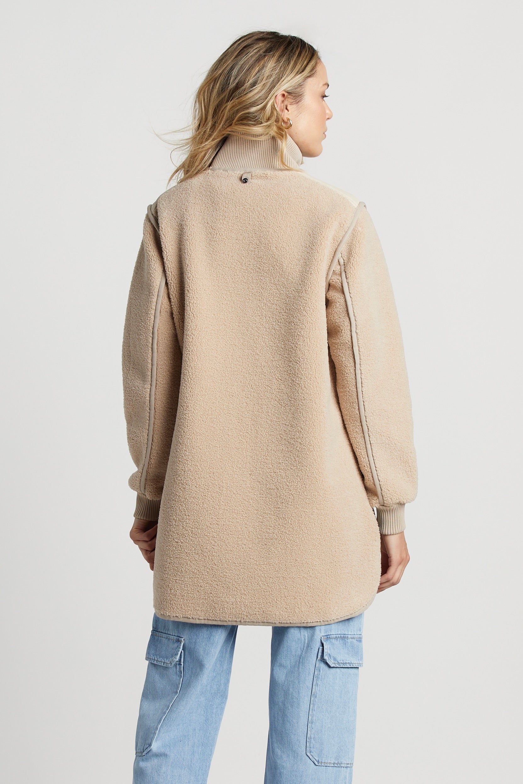 Manteau en faux shearling avec accent de cuir végan & fermeture éclair latérale Audrey